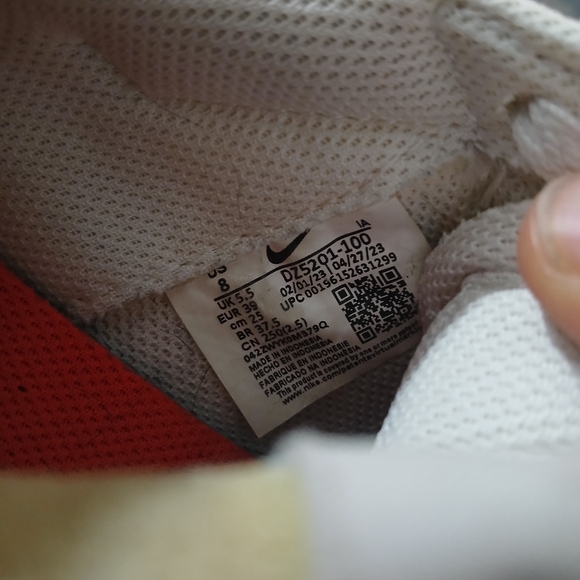 Nike Waffle Debut DZ5201-100 White Casual Shoes Sneakers Womens Size 8 - Picture 9 of 9